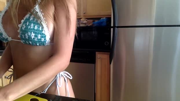 petite_milfdd  27-05-2023