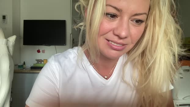 kiradivine  15-06-2023