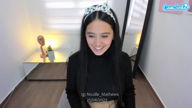 dafnee-ds CamSoda 25-06-2023