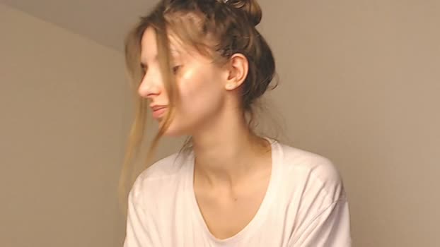 lesi_moon  09-08-2023