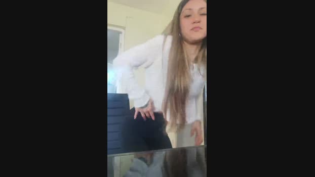 cinthia69  11-08-2023