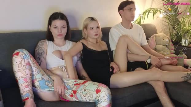 maybe_threesome_  15-08-2023