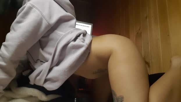 leonorfox  16-08-2023