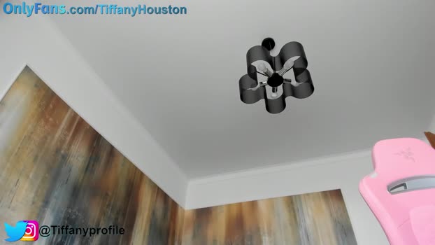 tiffanyhouston_  20-08-2023