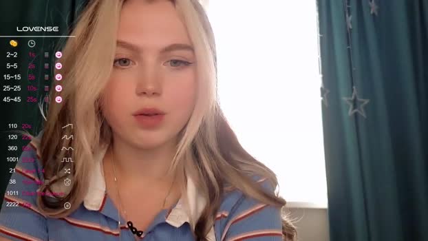 small_blondee  16-09-2023