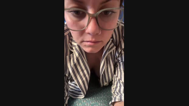 Hot_secretary  26-09-2023