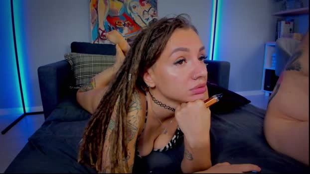 lilumaxhornyink  27-09-2023