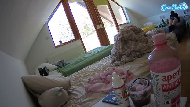 voyeurcam-julmodels-bed-2 CamSoda 16-10-2023