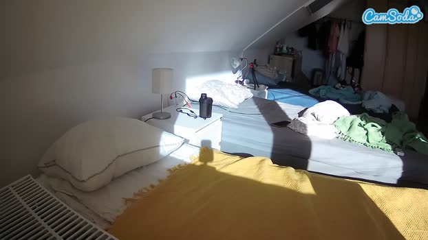 voyeurcam-julmodels-bed-4 CamSoda 16-10-2023