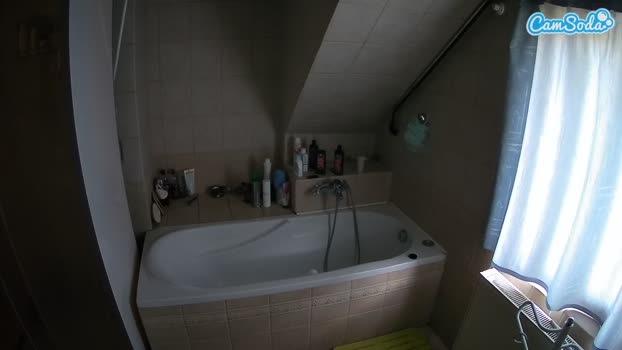 voyeurcam-julmodels-bath-2nd-1 CamSoda 17-10-2023
