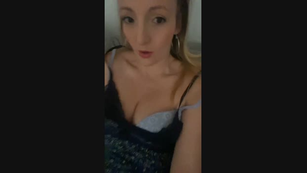 sweetnauthydate  17-11-2023