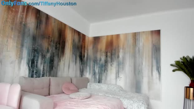 tiffanyhouston_  24-11-2023