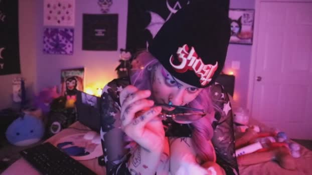 vicki_vampire 12-01-2024