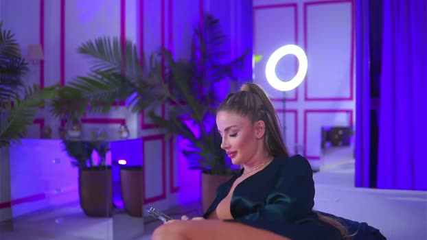 ashleysinnx 12-02-2024