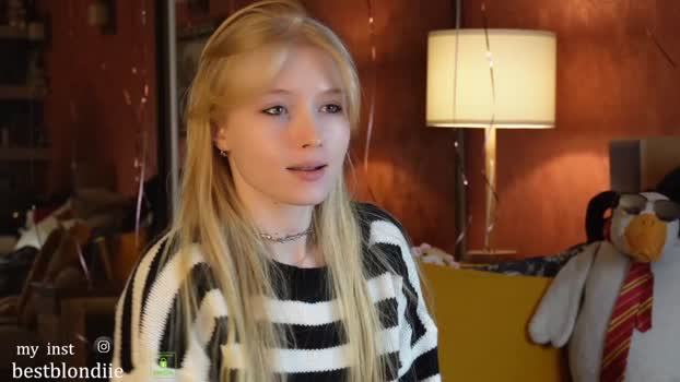 bestblondiiecb 21-02-2024