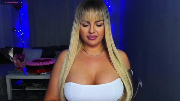 giulyalust Chaturbate 19-03-2024 Females