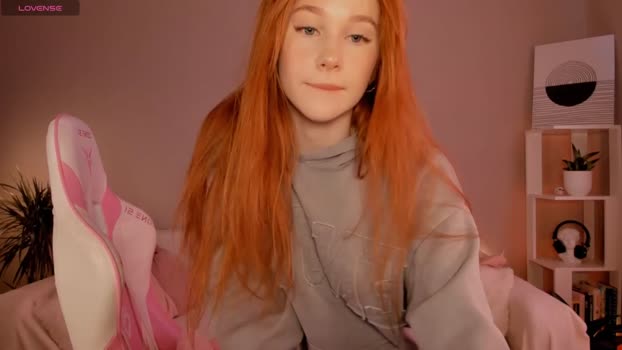 leahsthetics Chaturbate 26-03-2024 Females
