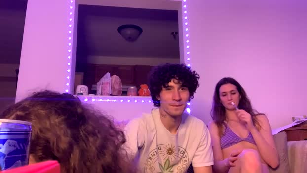 kylieexoxoxo2432 Chaturbate 06-04-2024 Couples