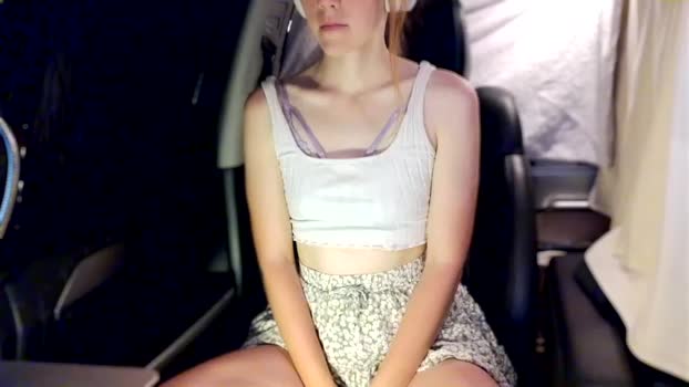 its_lily Chaturbate 15-04-2024 Females