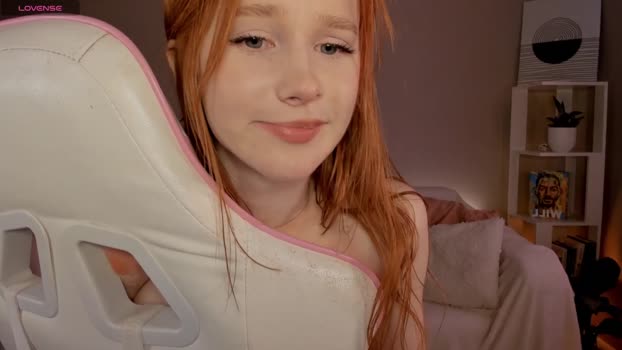 leahsthetics Chaturbate 23-04-2024 Females