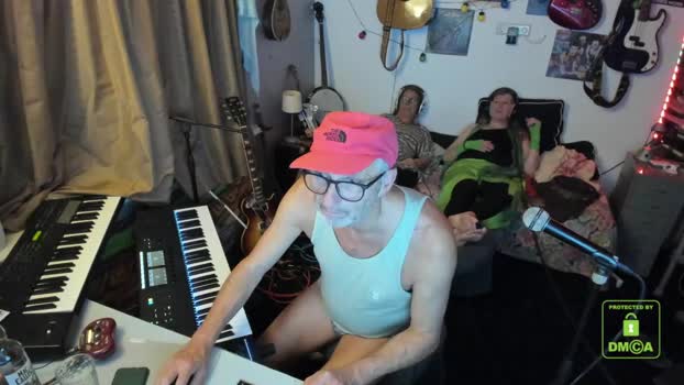 win2win Chaturbate 02-06-2024 Couples