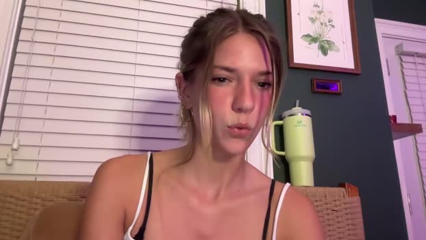 oliviahansleyy Chaturbate 31-07-2024 Females