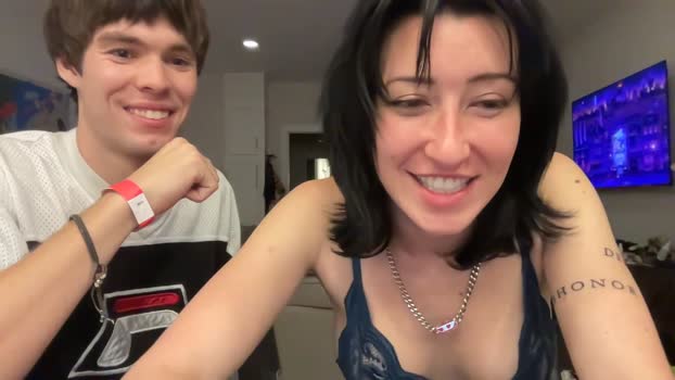 sluttylilsister Chaturbate 31-08-2024 Females