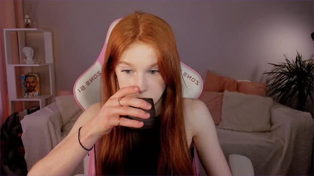 leahsthetics Chaturbate 24-09-2024 Females