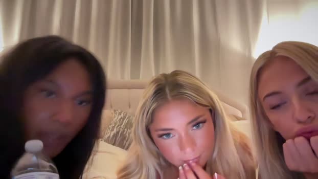 kittynoirx sucktits Webcam SHOW @ Chaturbate 02-10-2024