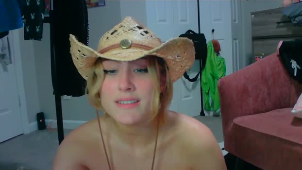 briadominick bigtoys Webcam SHOW @ Chaturbate 04-10-2024