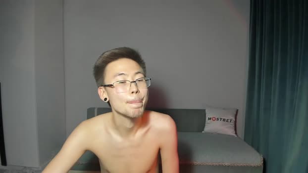 slola_li yummy Webcam SHOW @ Chaturbate 11-10-2024