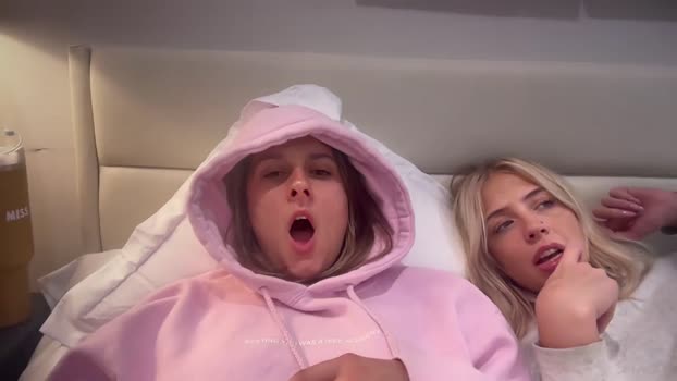 sophielevine fuckme Webcam SHOW @ Chaturbate 12-10-2024