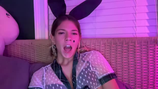 oliviahansleyy sexykitty Webcam SHOW @ Chaturbate 15-10-2024