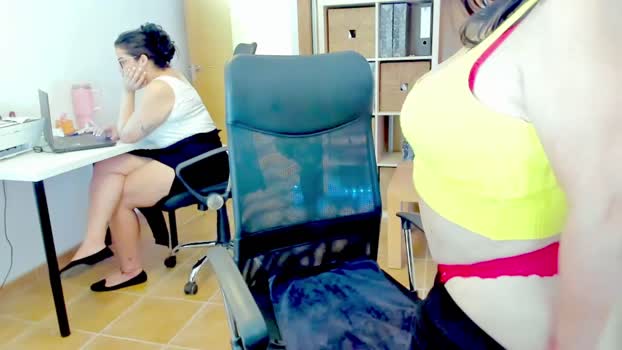 redskyxxx_ fingering Webcam SHOW @ Chaturbate 17-10-2024
