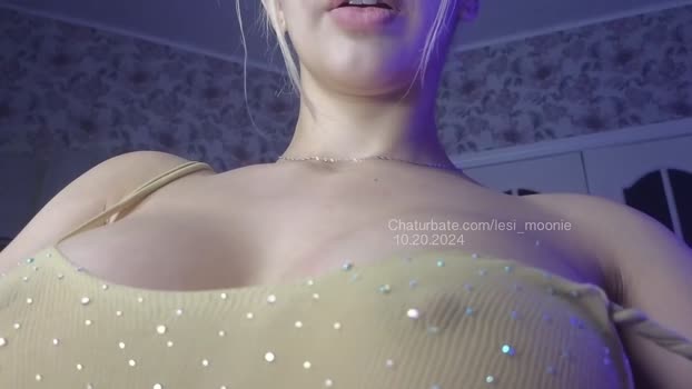 lesi_moonie sexybody Webcam SHOW @ Chaturbate 20-10-2024