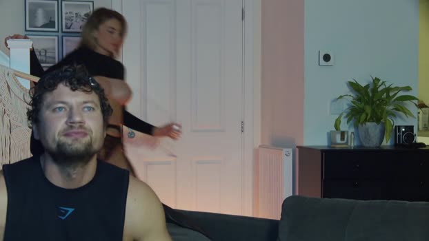 sylvieandjames147 ass Webcam SHOW @ Chaturbate 19-10-2024