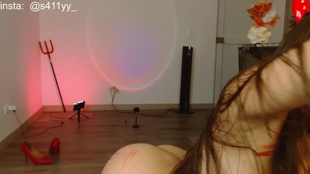 sallydi natural Webcam SHOW @ Chaturbate 25-10-2024