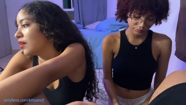 kittyand show Webcam SHOW @ Chaturbate 26-10-2024