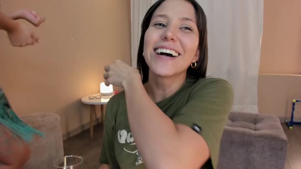 olivia_jazz_ kissing Webcam SHOW @ Chaturbate 27-10-2024