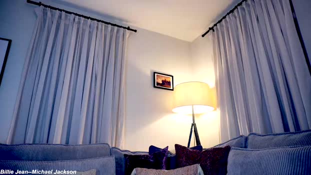 x_lily_x beautiful Webcam SHOW @ Chaturbate 29-10-2024