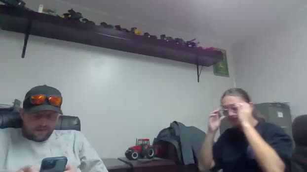 farmfun17 Video Webcam SHOW @ Chaturbate 04-11-2024