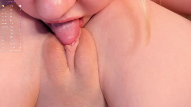 fionee kissing Webcam SHOW @ Chaturbate 06-11-2024