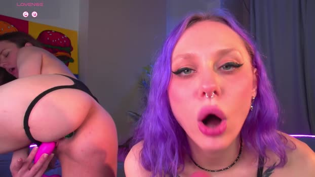 nikkisilk kissing Webcam SHOW @ Chaturbate 08-11-2024