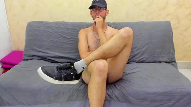 party_starts cute Webcam SHOW @ Chaturbate 08-11-2024