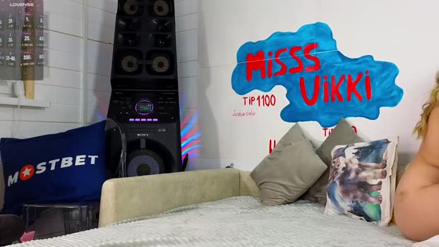 misss_viki bigass Webcam SHOW @ Chaturbate 09-11-2024
