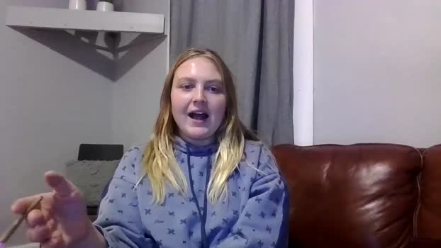 phatassblond sucktits Webcam SHOW @ Chaturbate 12-11-2024