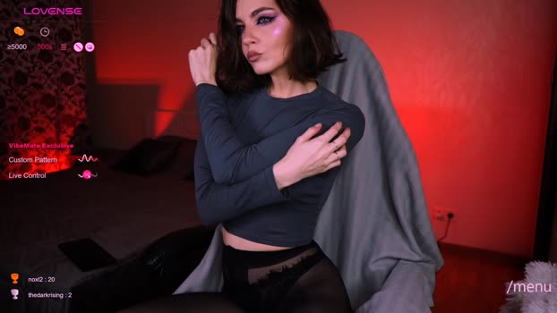 cherry_bombs kissing Webcam SHOW @ Chaturbate 12-11-2024