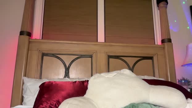 realjadebri toys Webcam SHOW @ Chaturbate 12-11-2024
