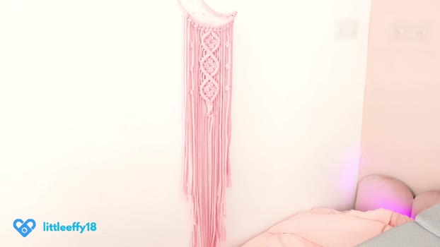 little_effy18_ bigass Webcam SHOW @ Chaturbate 13-11-2024