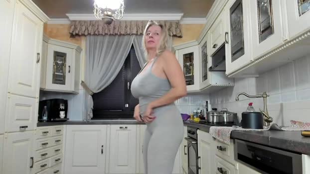 tunderose big Webcam SHOW @ Chaturbate 15-11-2024
